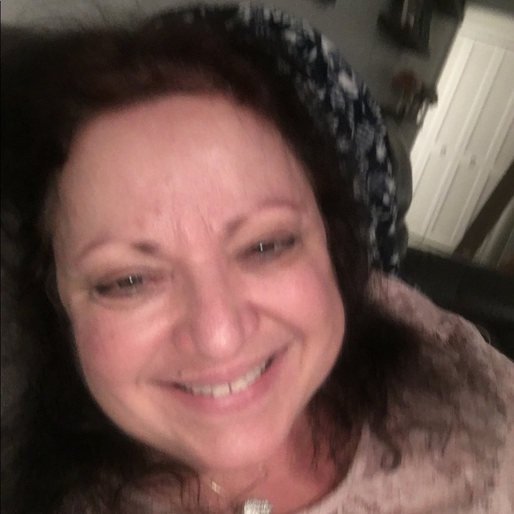 Meet your Posher, Sara - Picture 6 of 7